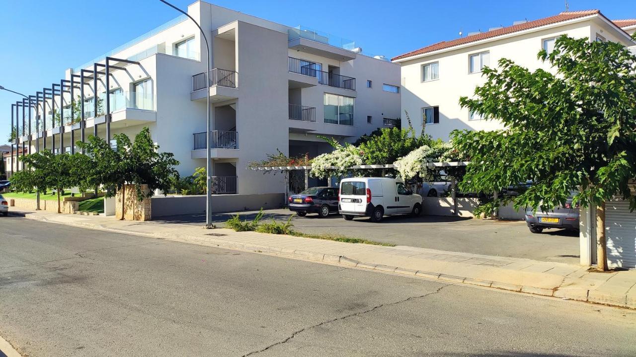 Cosy Apartment In A Luxury Resort Paralimni Exterior foto