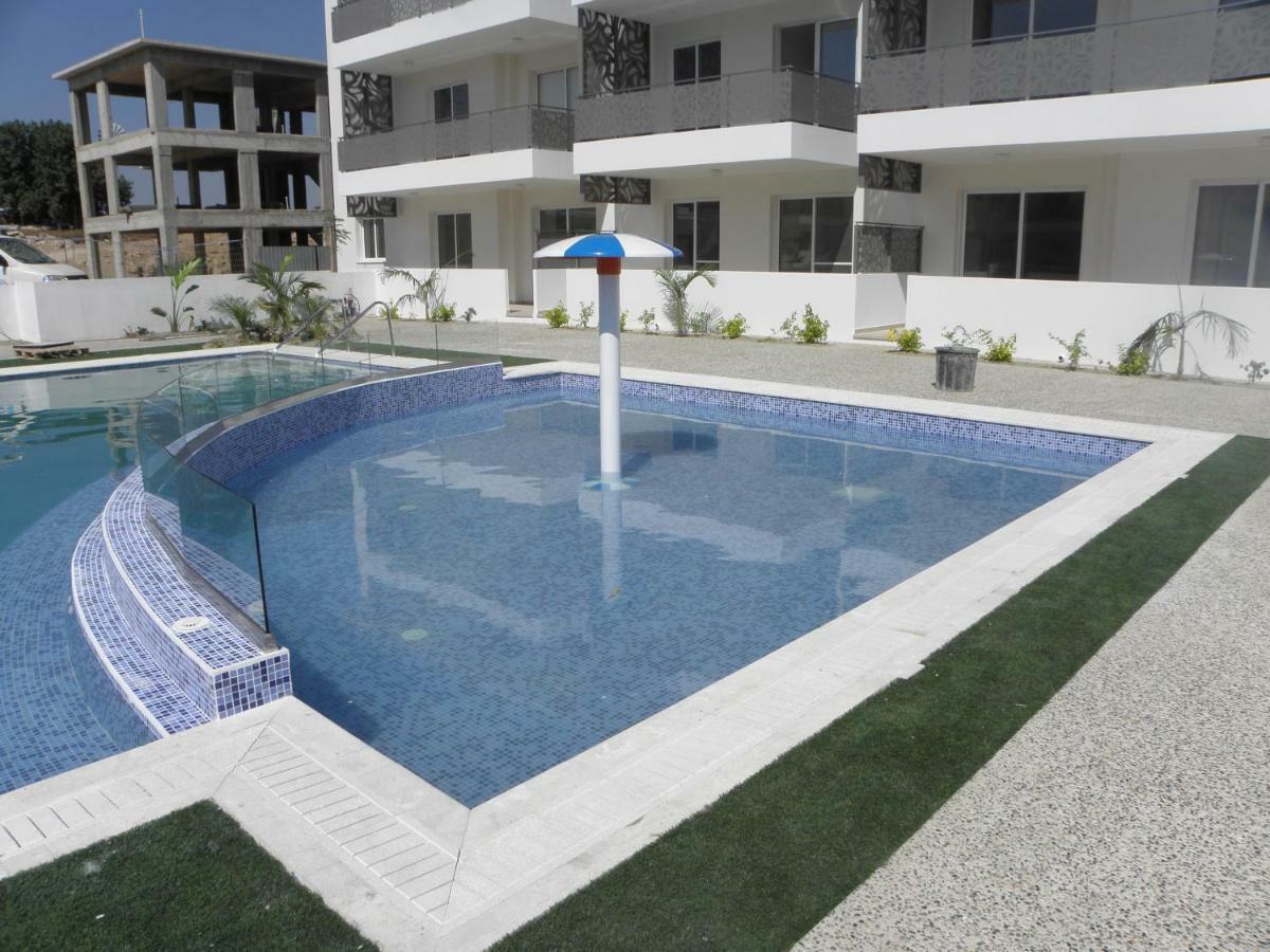 Cosy Apartment In A Luxury Resort Paralimni Exterior foto